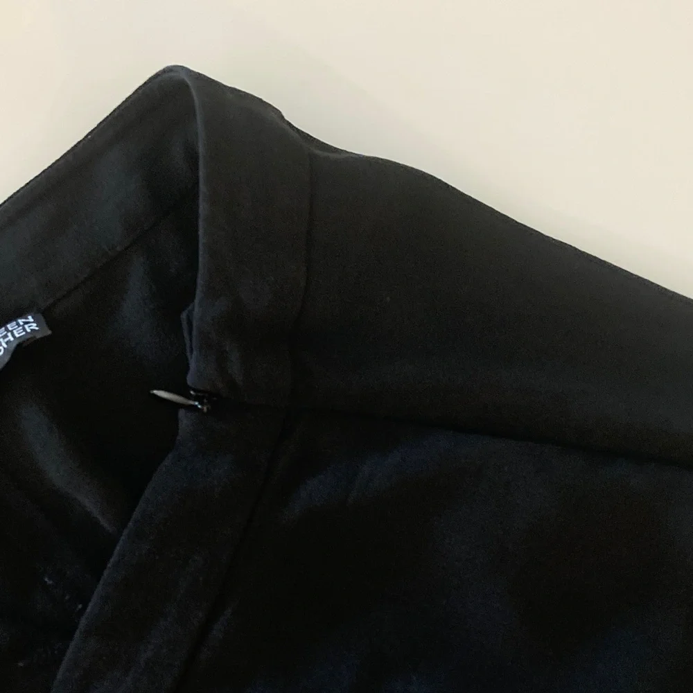 Eileen Fisher 100% Silk Crepe Black Side Zip Trouser Pants Size 8 Petite